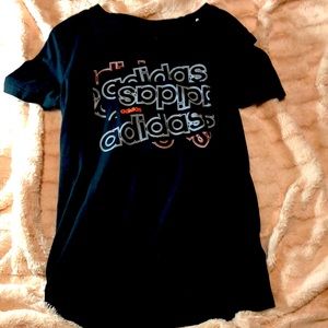 Women’s Adidas shirt